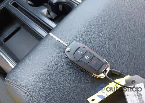 2024 Ford F150 Xlt z USA, uszkodzony, nr VIN 1FTFW3LD0RFA25435